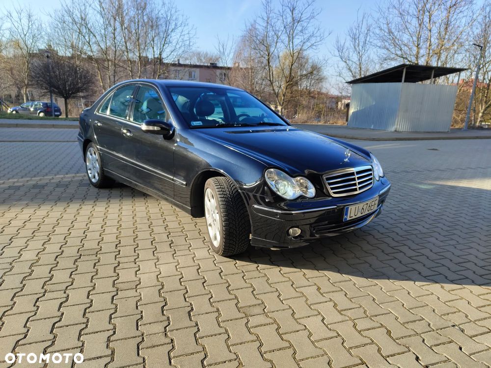 Mercedes-Benz Klasa C 280 7G-TRONIC Avantgarde - 24
