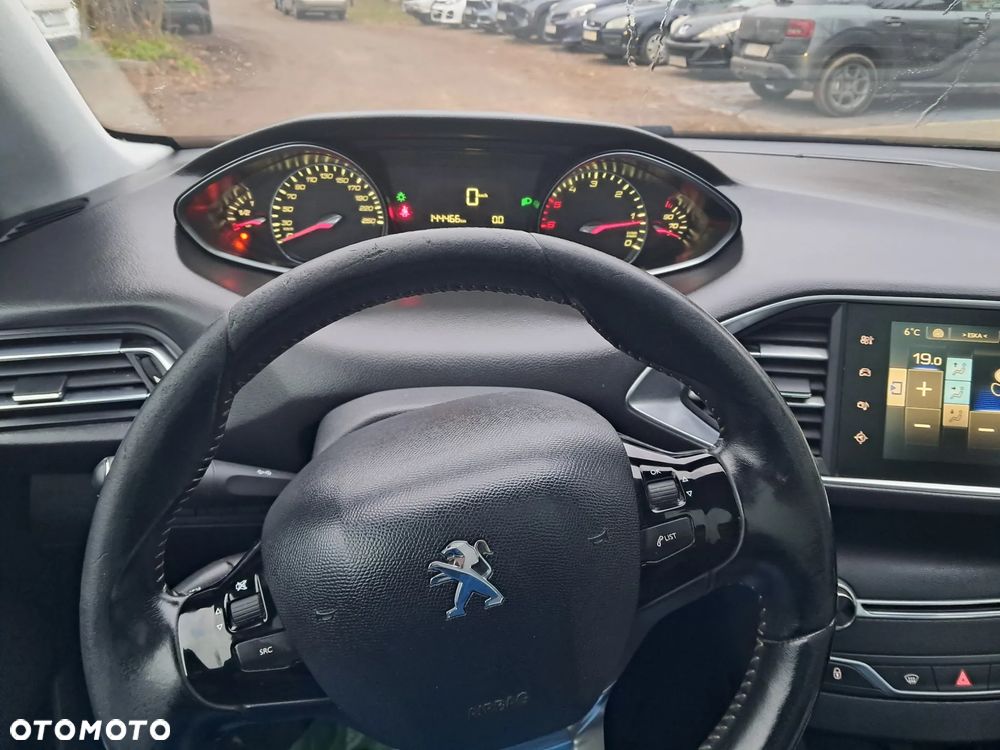 Peugeot 308 1.6 BlueHDi Active S&S - 8