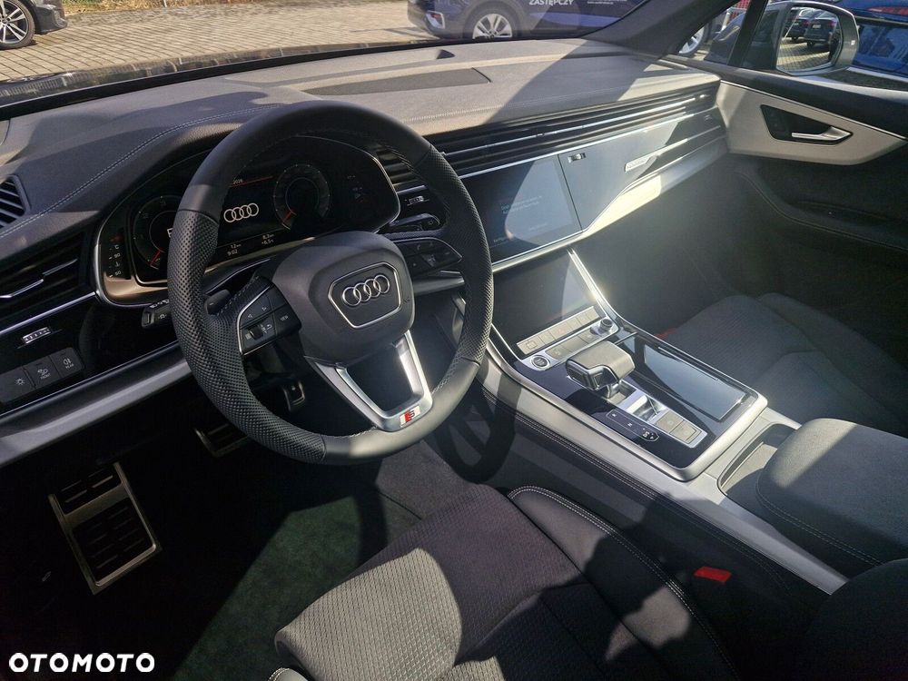 Audi Q7 - 10