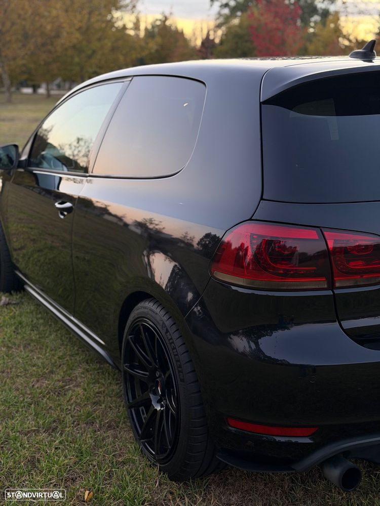 VW Golf 2.0 GTI DSG - 8
