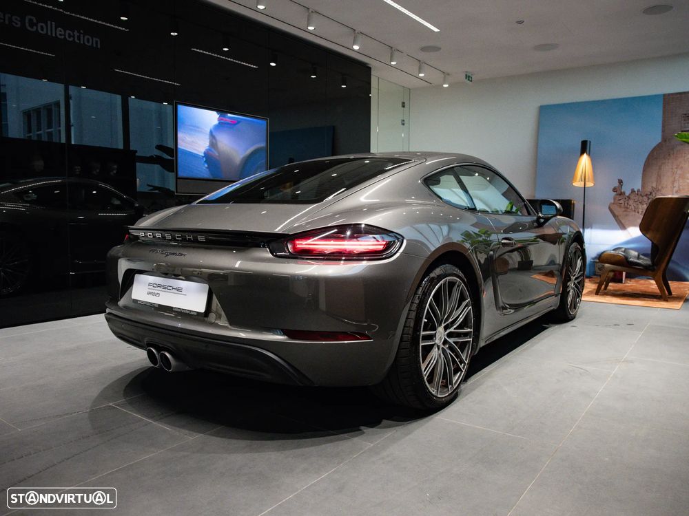 Porsche 718 Cayman 2.0 PDK - 11
