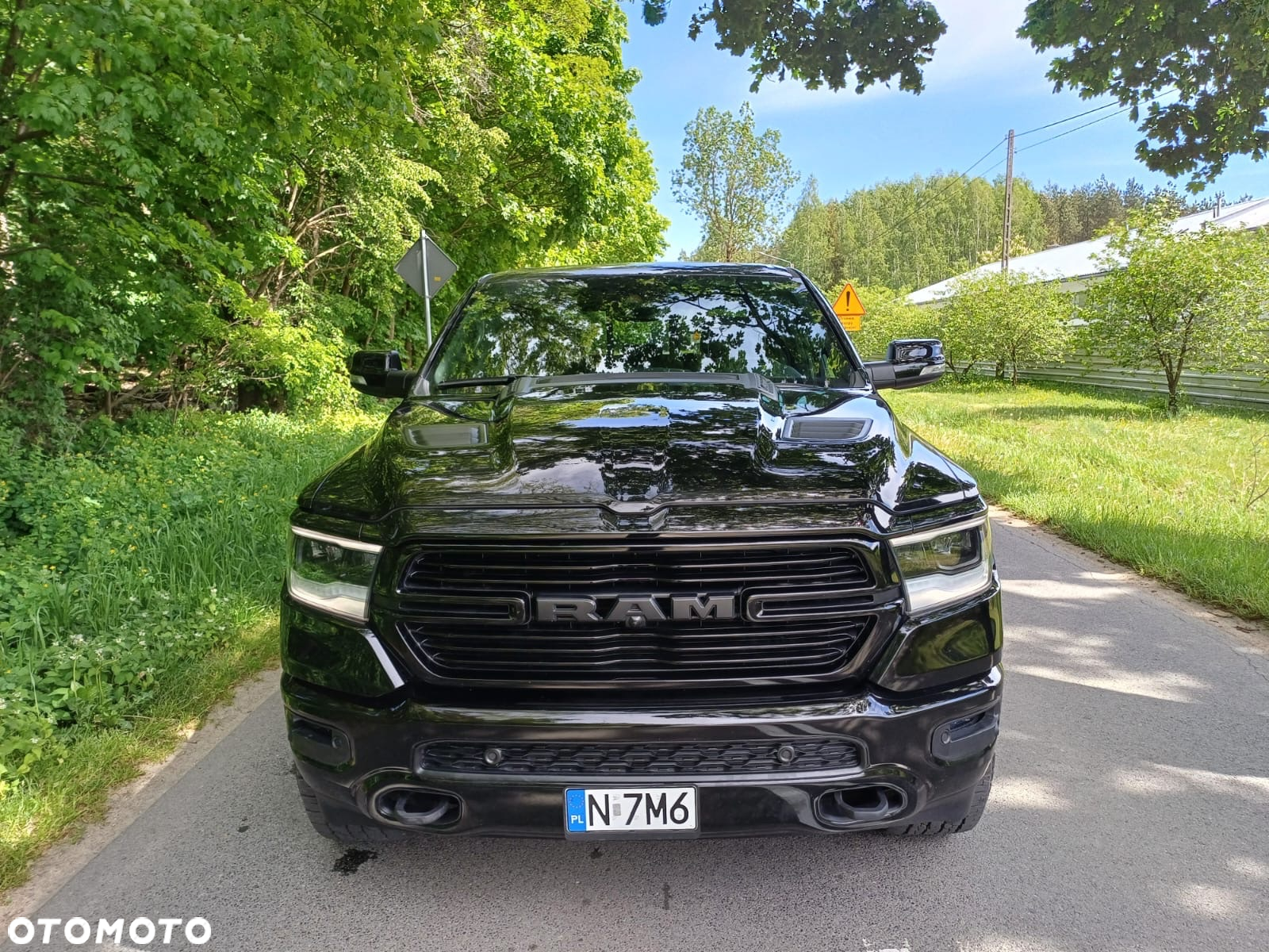 RAM 1500 Crew Cab Laramie - 9