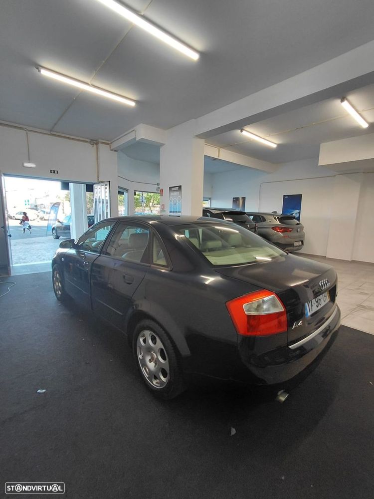 Audi A4 1.8 T Multitronic - 6