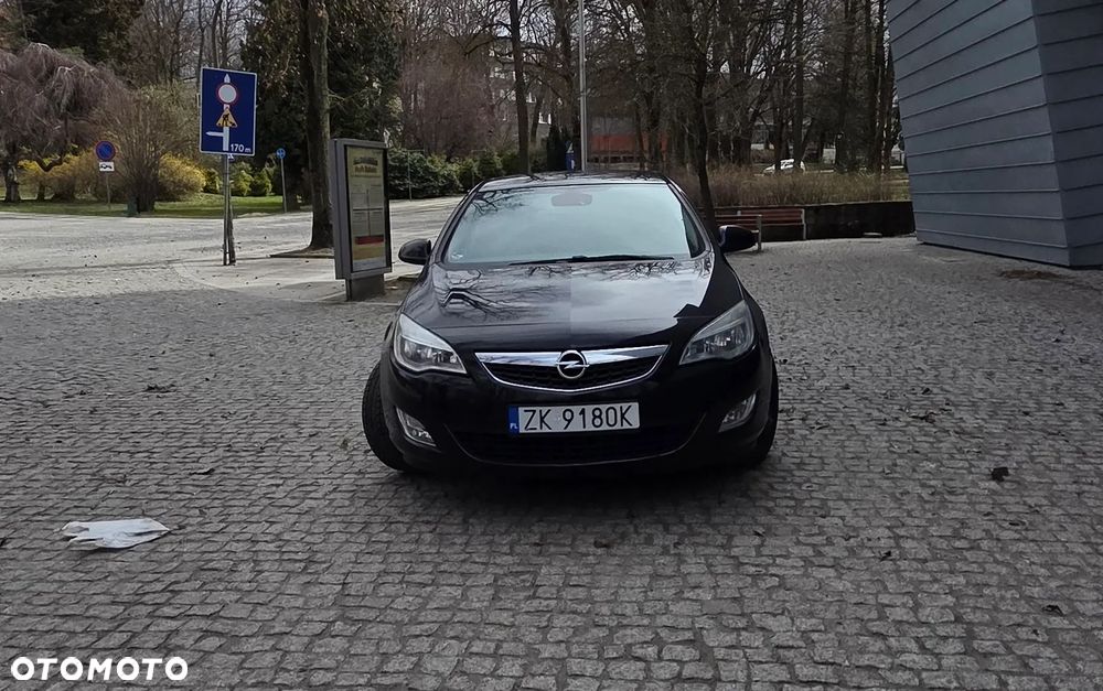 Opel Astra 1.4 Turbo - 10
