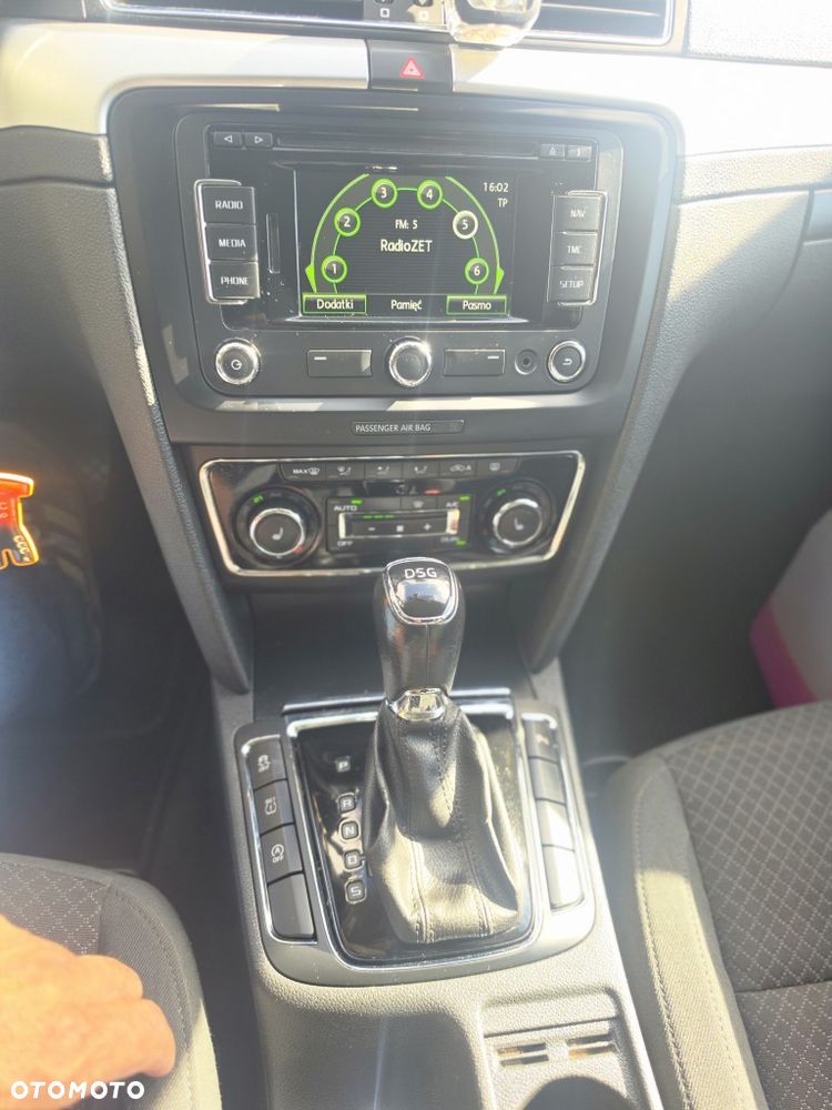 Skoda Superb 2.0 TDI Ambition DSG - 7
