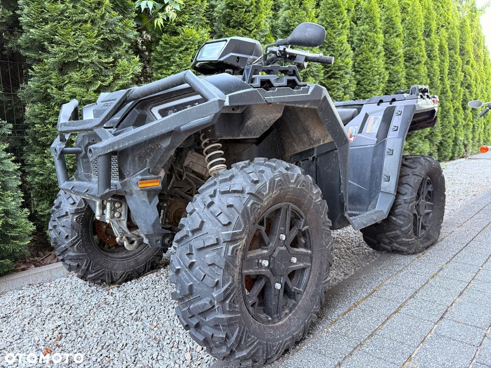 Polaris Sportsman - 1