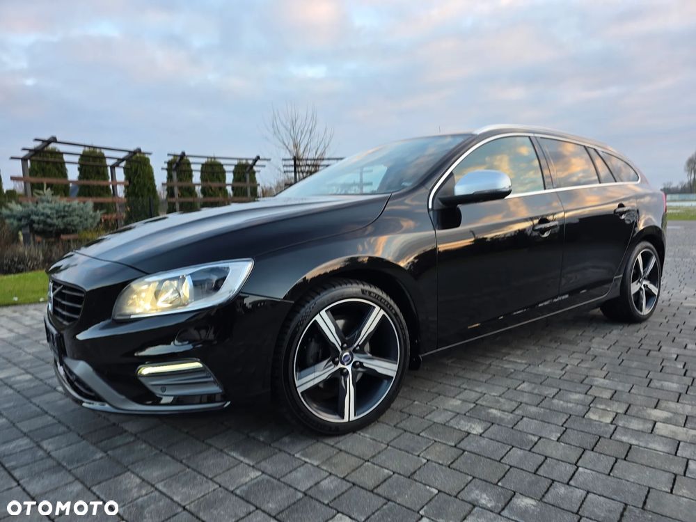 Volvo V60 D3 Geartronic R-Design - 10