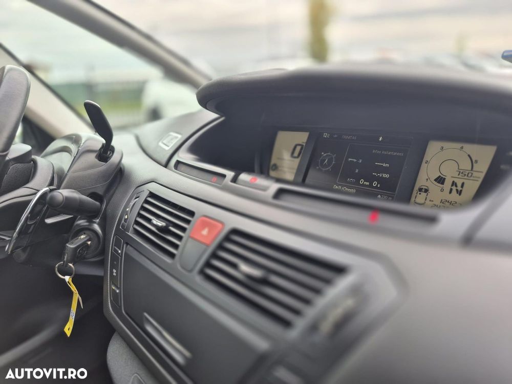 Citroën C4 Picasso - 14