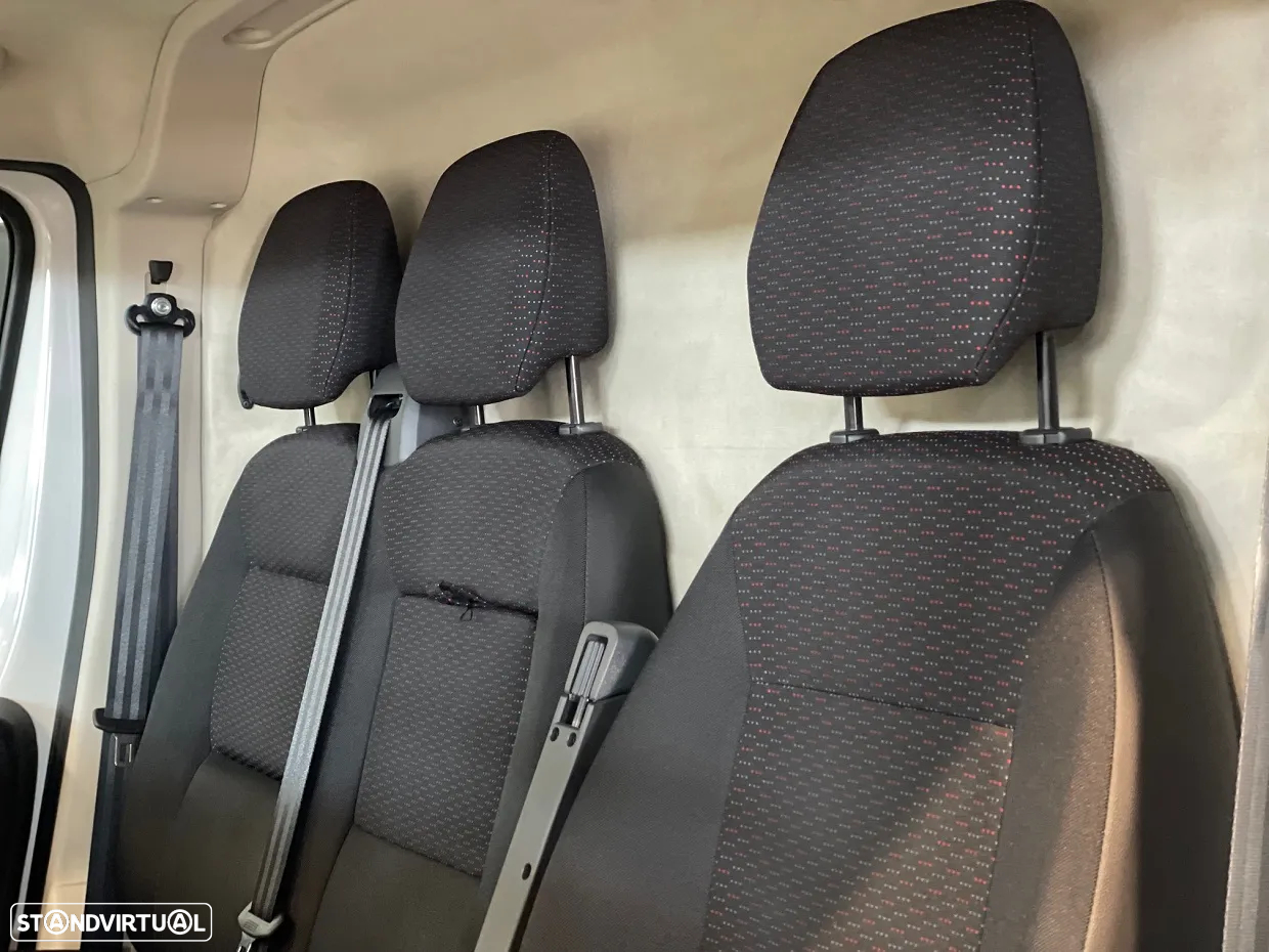 Peugeot Boxer 2.2 BlueHDi 165HP L4H2 3L - 18