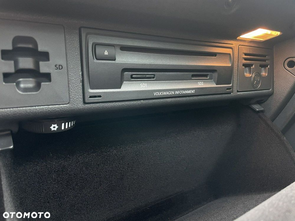 Volkswagen Golf Sportsvan - 30