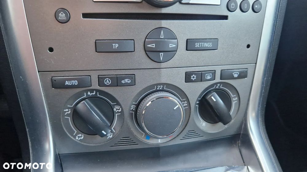 Opel Antara - 17
