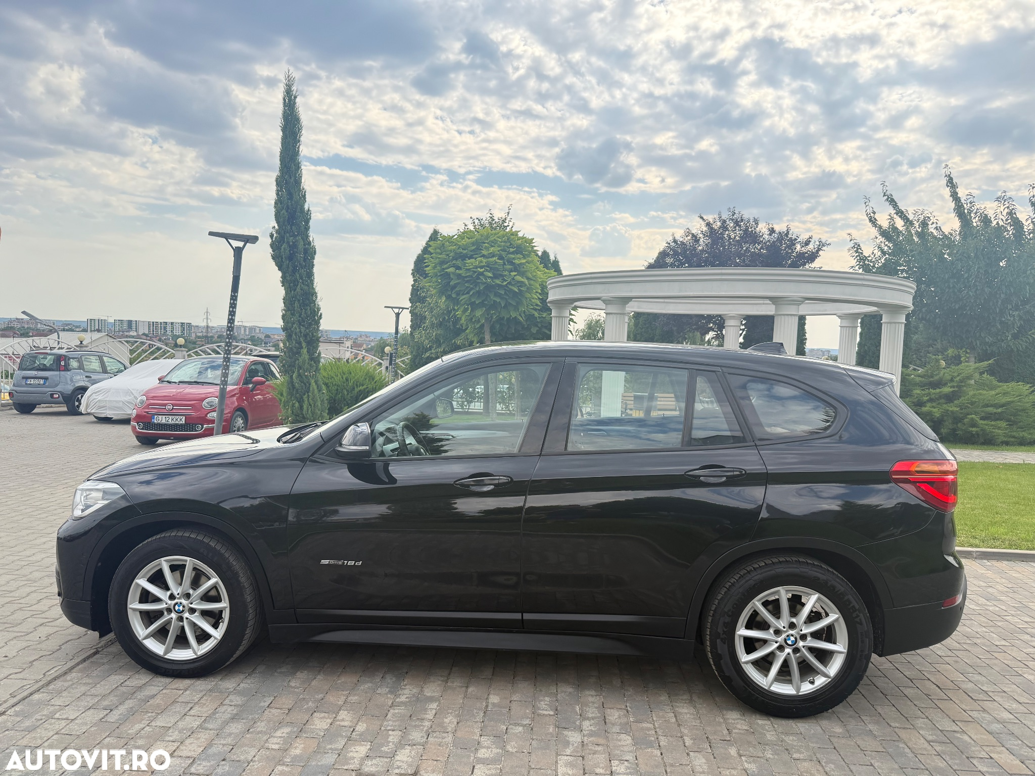 BMW X1 sDrive18d - 10