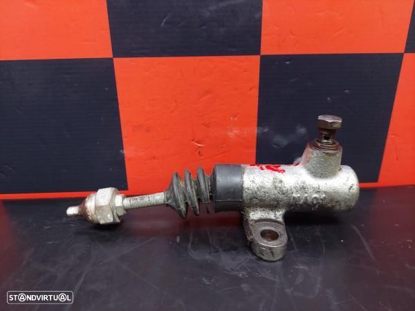 Bomba Secundária Embraiagem Nissan Cabstar E - 1