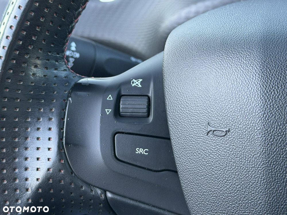 Peugeot 2008 PureTech 110 Stop&Start GT-Line Edition - 25