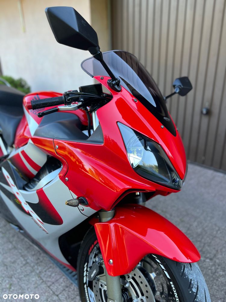 Honda CBR - 15