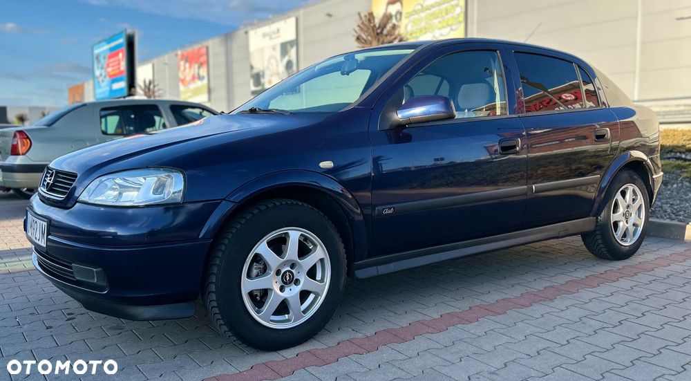 Opel Astra 1.4 Club - 15