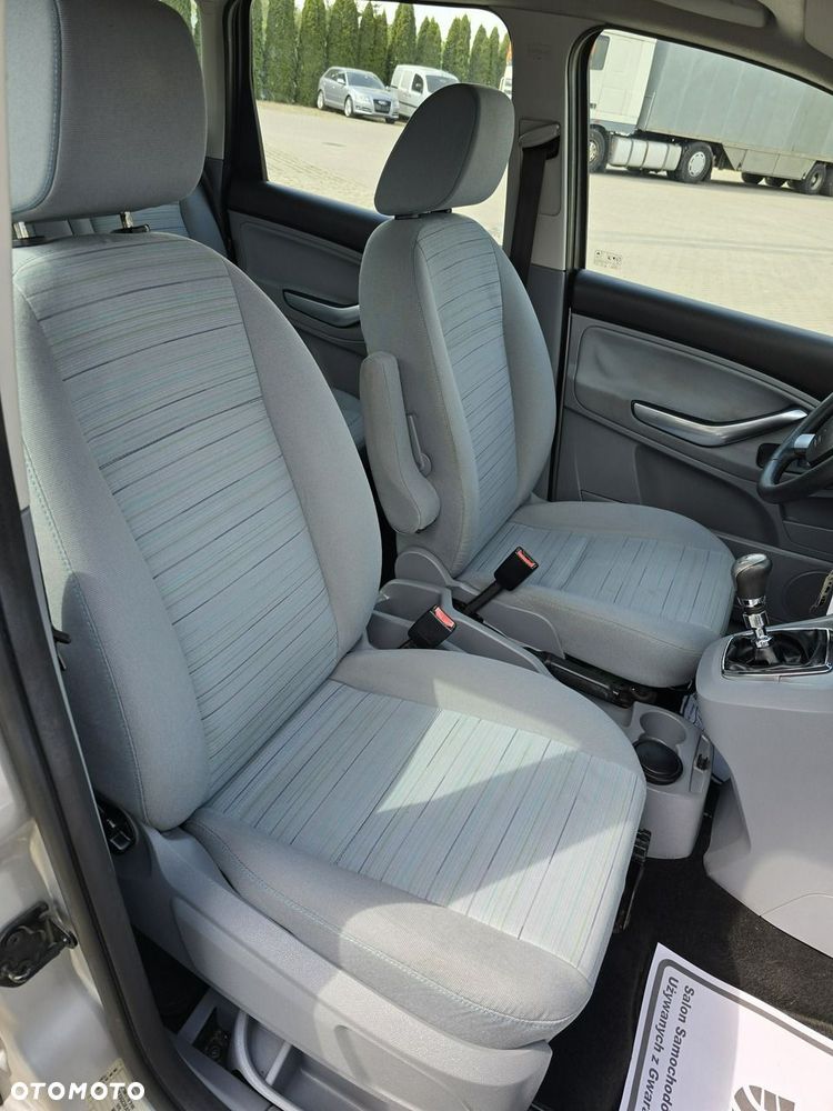 Ford C-MAX - 29