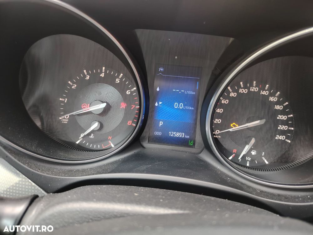 Toyota Avensis 1.8 Multidrive S Executive - 5