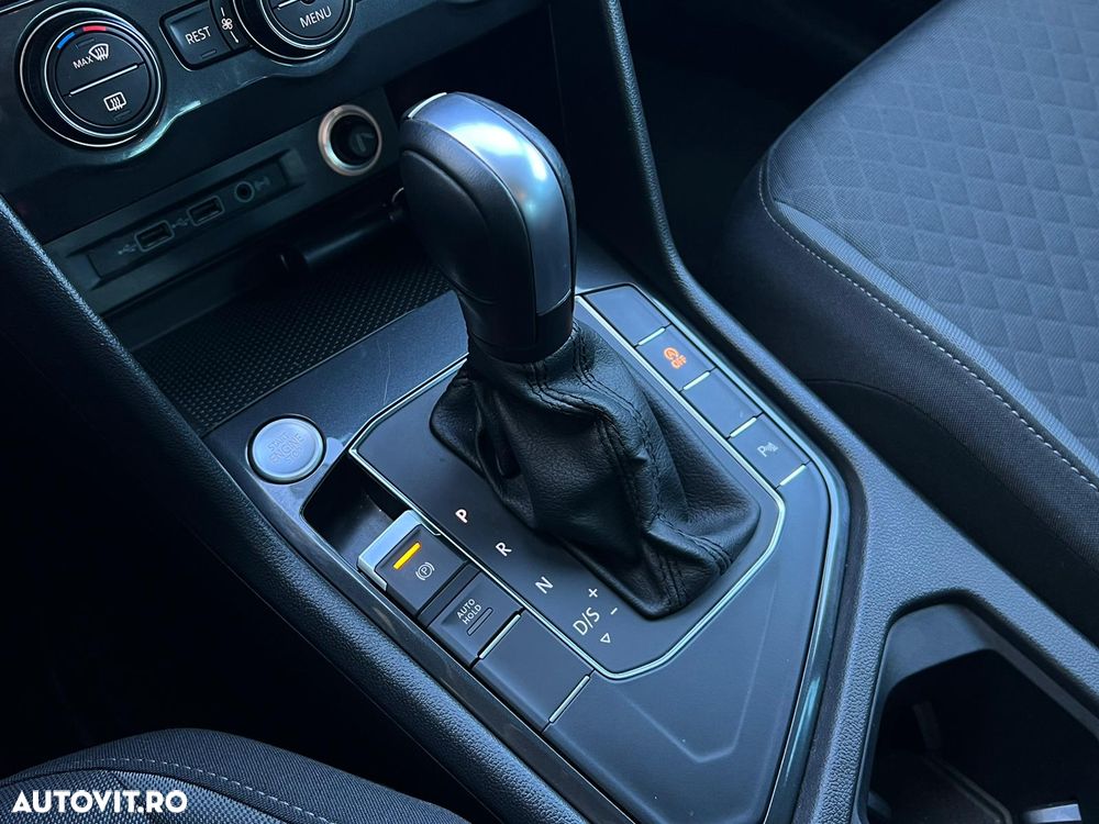 Volkswagen Tiguan 1.5 TSI ACT DSG Comfortline - 30