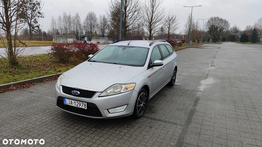 Ford Mondeo 2.0 TDCi Ambiente - 3