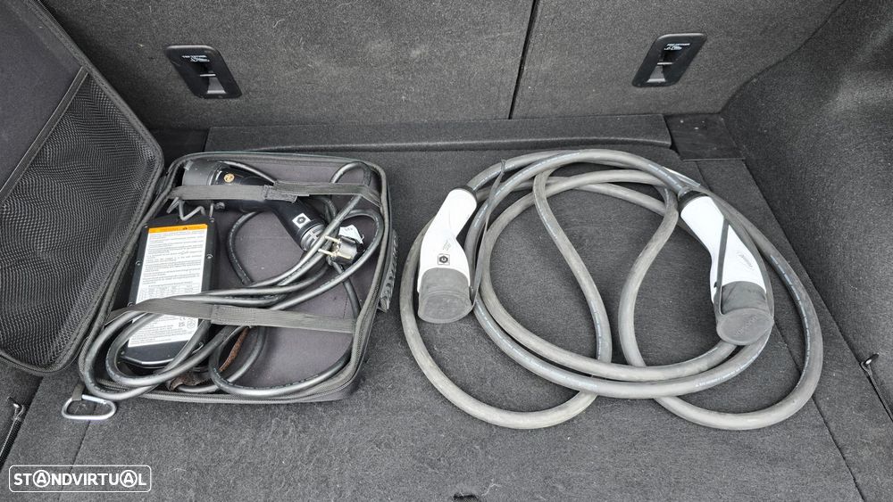 MG MG4 64 kWh Luxury - 58