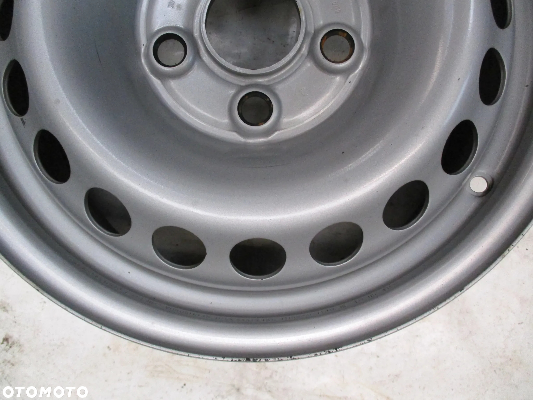 FELGI STALOWE  16 VW T5 T6 ET51 - 5