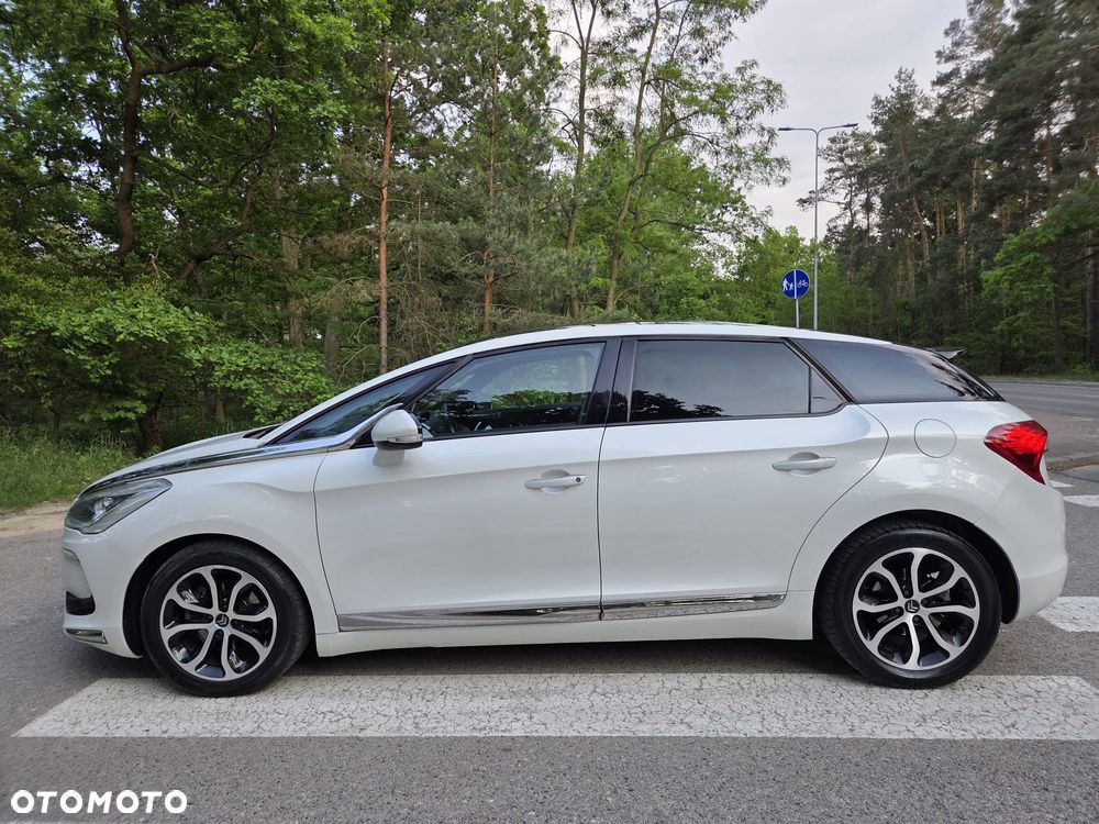 Citroën DS5 1.6 e-HDi Chic MCP - 5