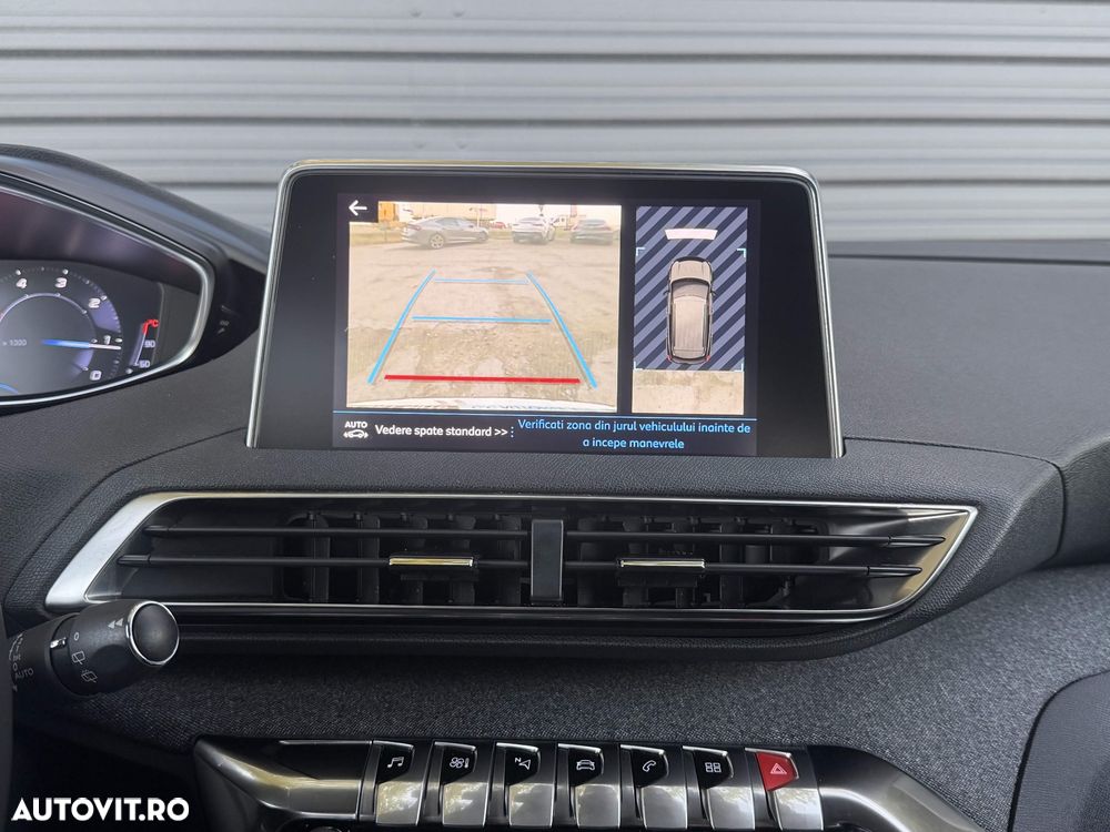 Peugeot 3008 BlueHDi 130 Stop & Start EAT8 Allure - 22