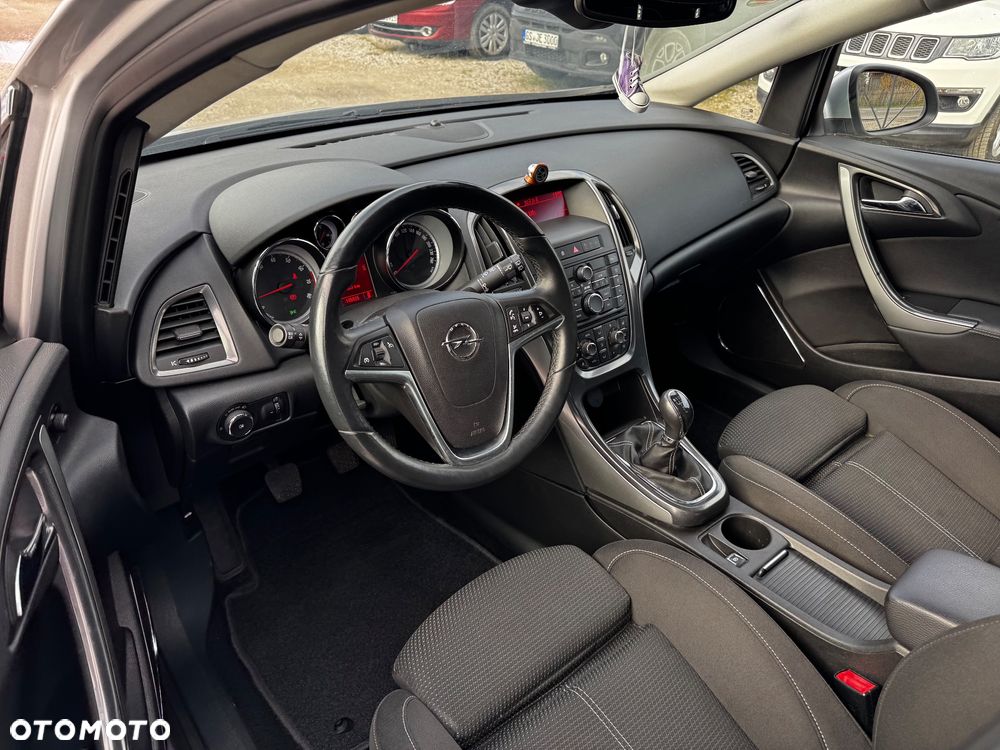 Opel Astra 1.4 Turbo Cosmo - 37