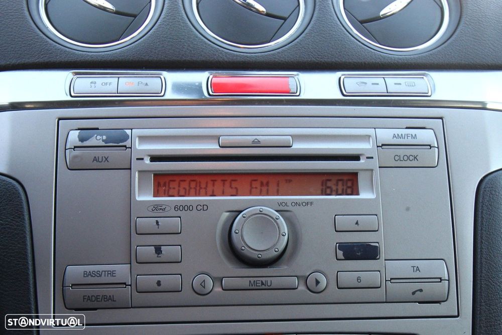 Ford S-Max 2.0 TDCi Titanium 7L - 24