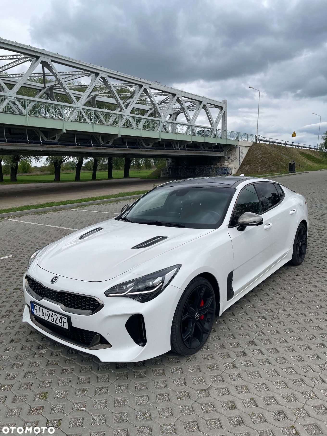 Kia Stinger 3.3 T-GDI V6 GT AWD - 1