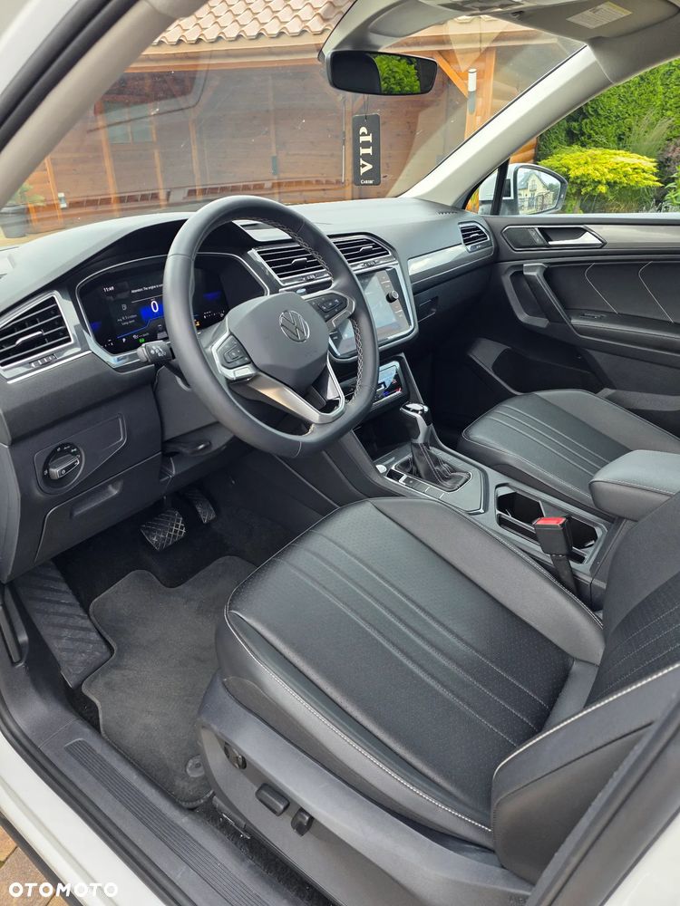 Volkswagen Tiguan Allspace - 17