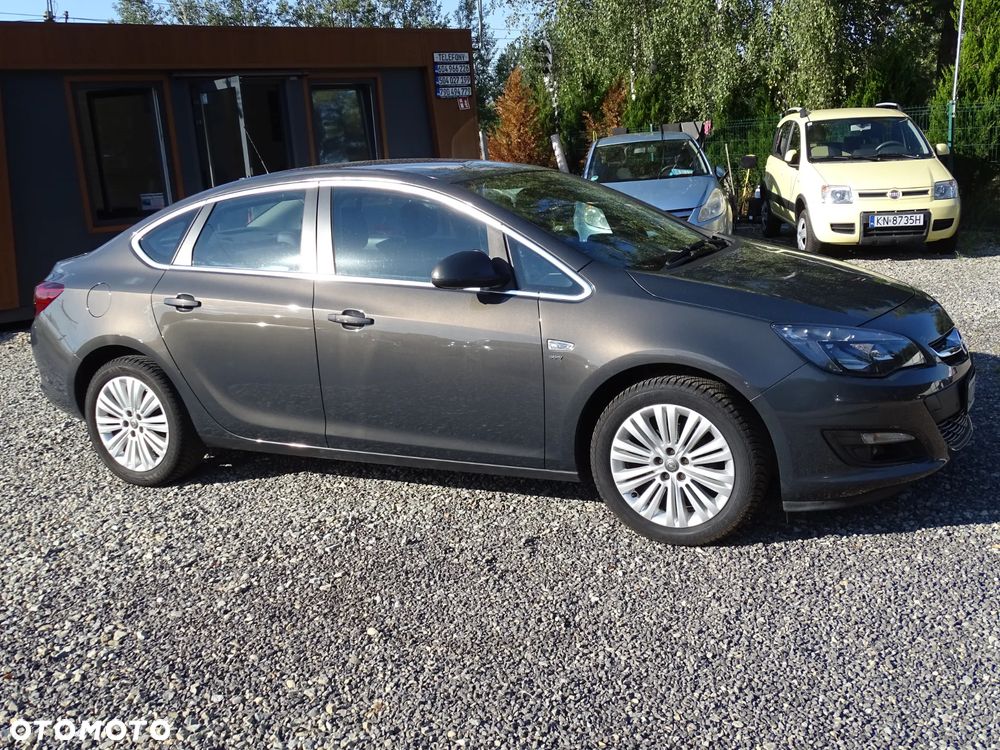 Opel Astra 1.4 Turbo ENERGY - 12
