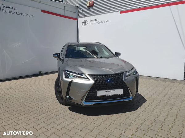 Lexus UX 250h (E-FOUR) Executive Line