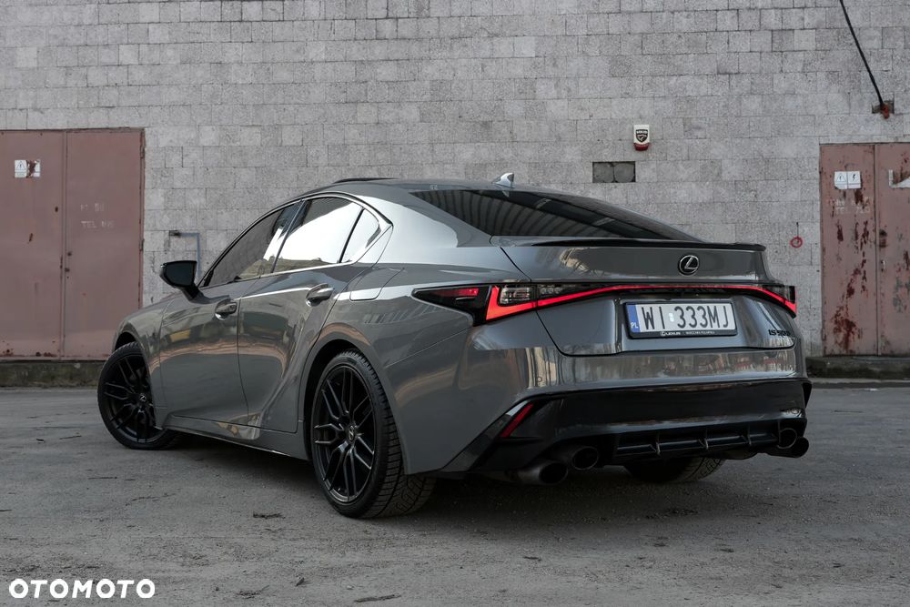 Lexus IS - 5