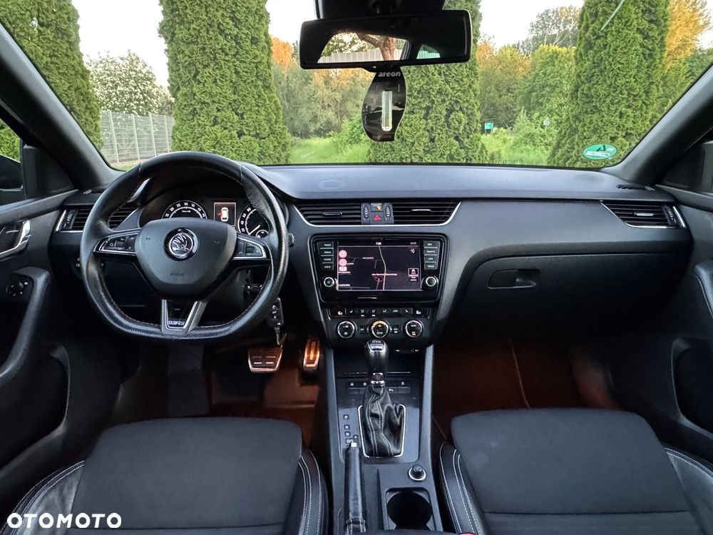 Skoda Octavia 2.0 TDI (Green tec) DSG RS - 6