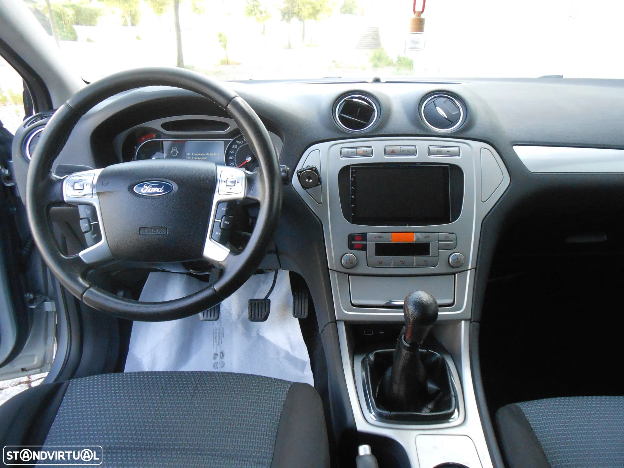 Ford Mondeo SW 1.8 TDCi ECOnetic - 18