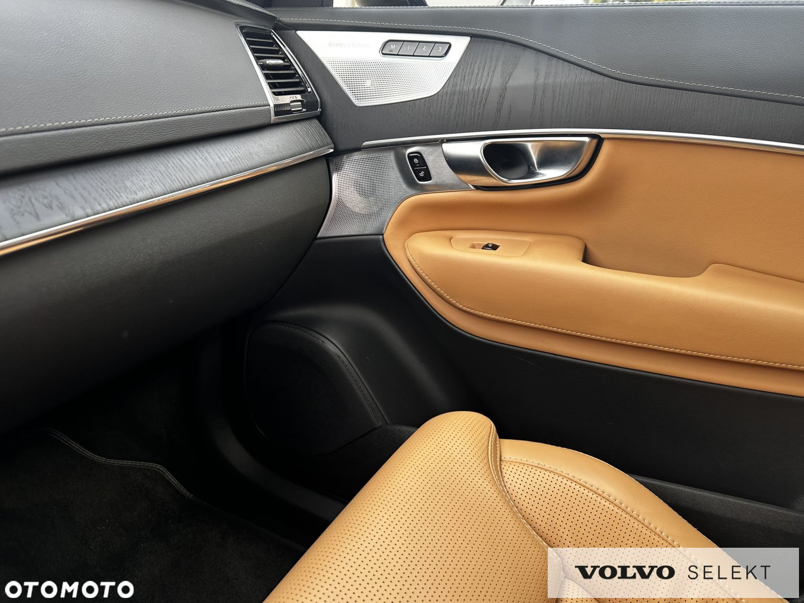 Volvo XC 90 - 25