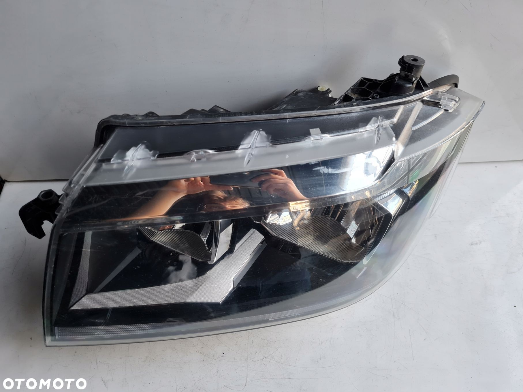 Reflektor, lampa lewy Crafter II MAN TGA - 1