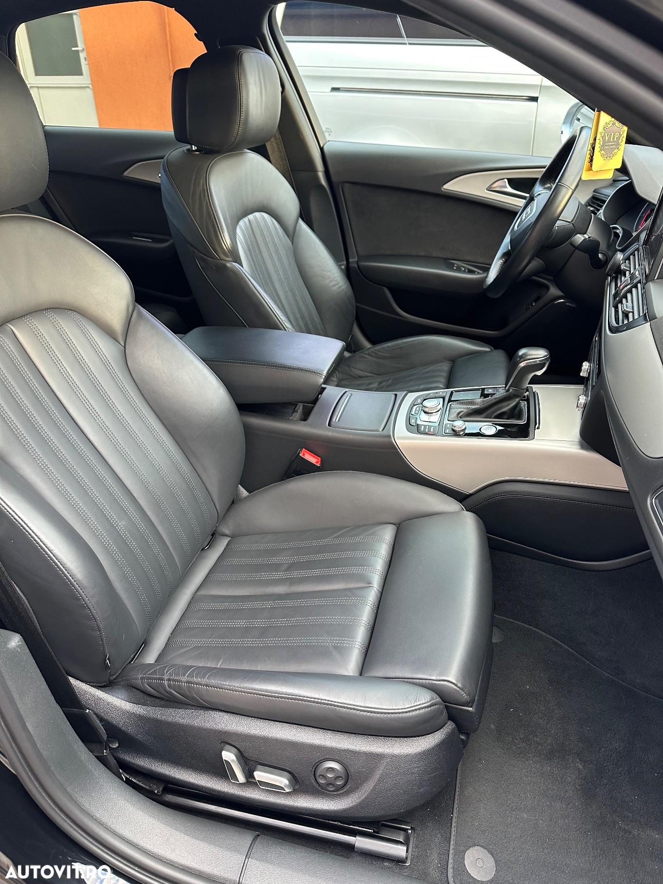 Audi A6 - 8
