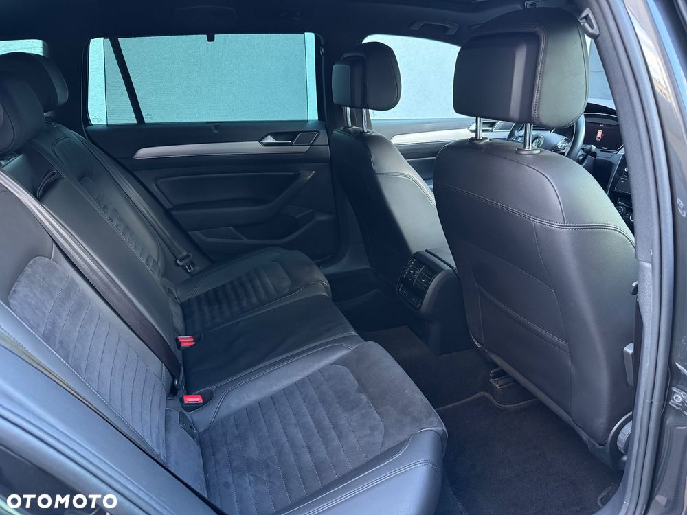 Volkswagen Passat 1.5 TSI OPF Highline - 35