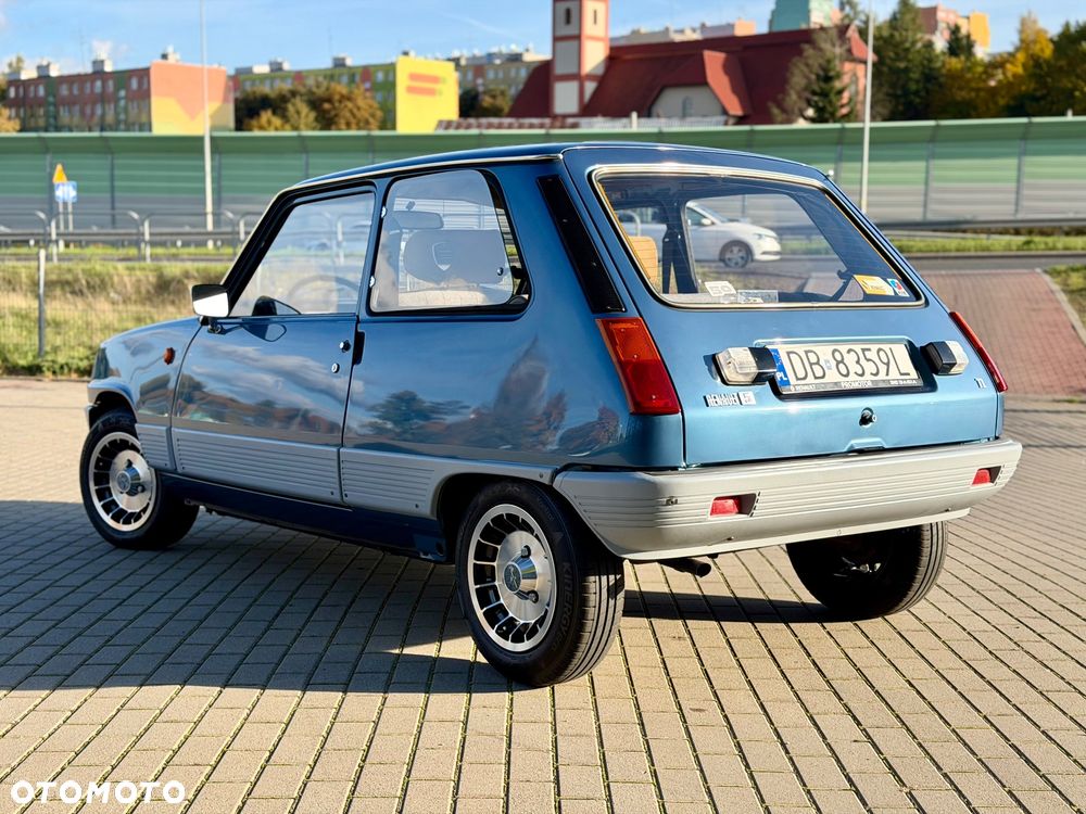 Renault 5 - 6