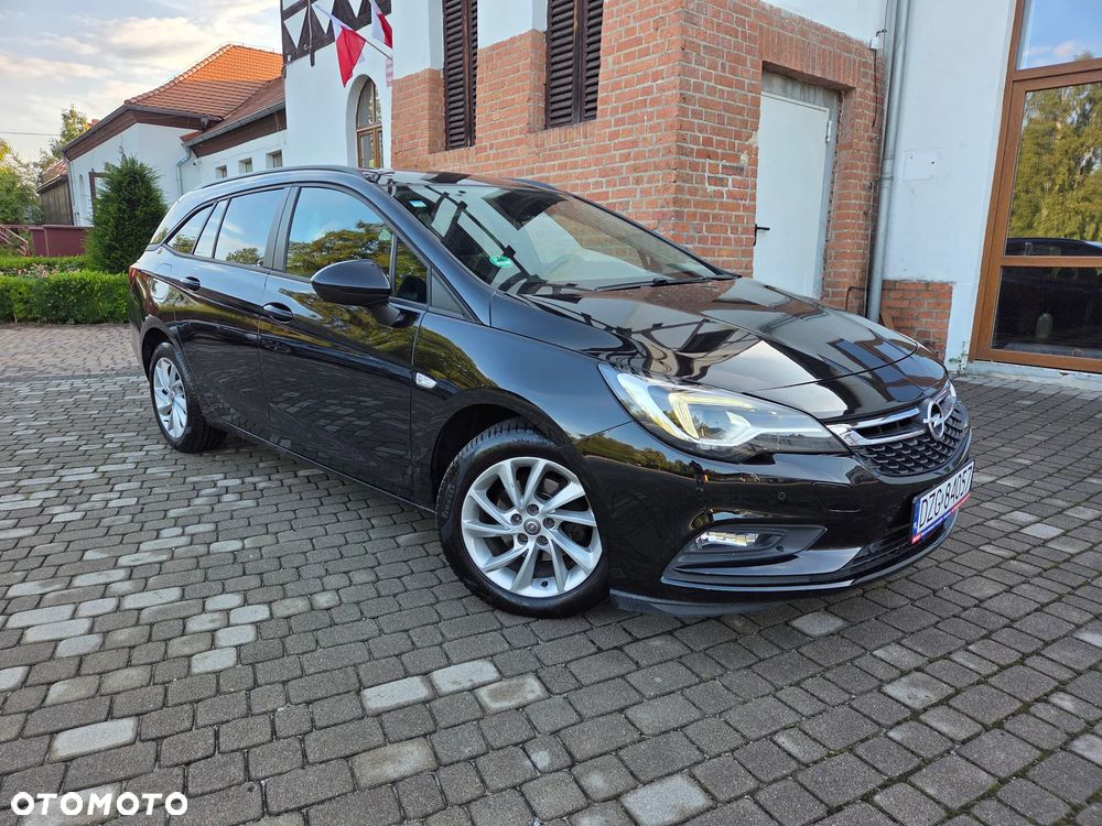 Opel Astra IV 1.6 CDTI Business - 1