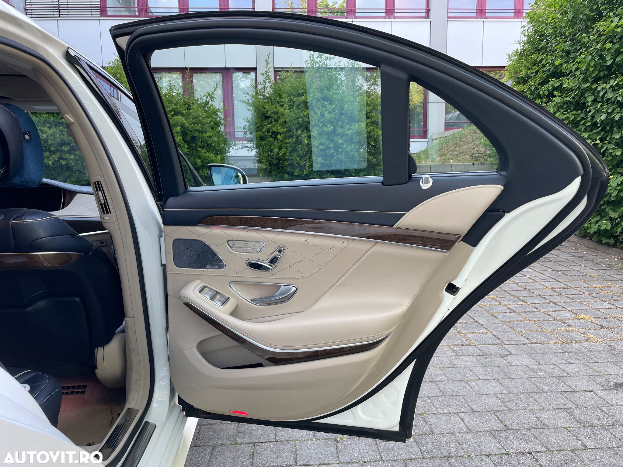 Mercedes-Benz S 500 4Matic 7G-TRONIC Edition 1 - 13