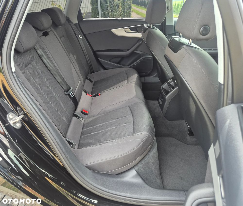 Audi A4 Avant 35 TDI S tronic S line - 25