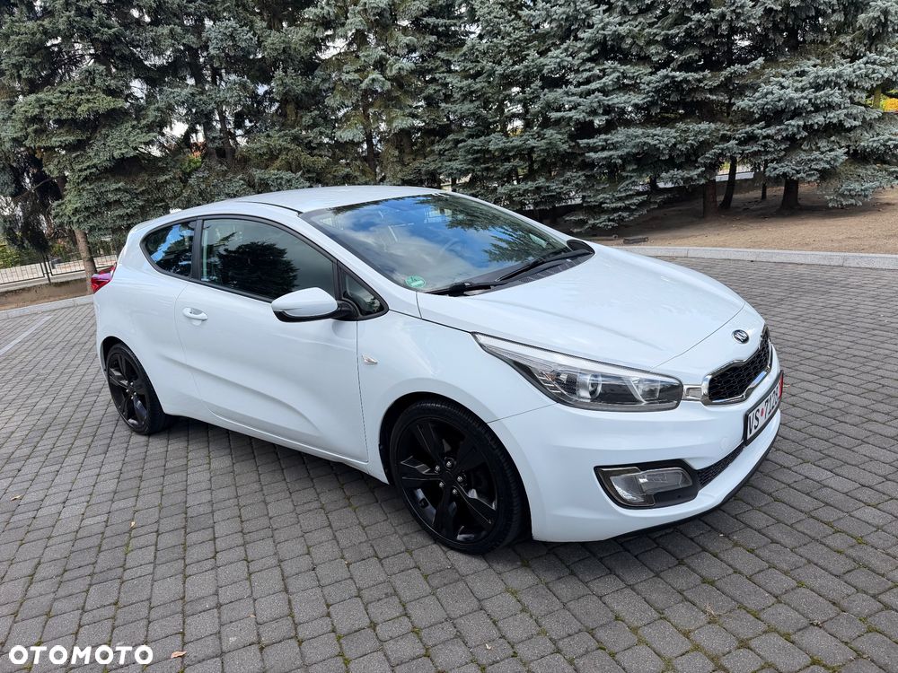 Kia Ceed 2014 photo 5