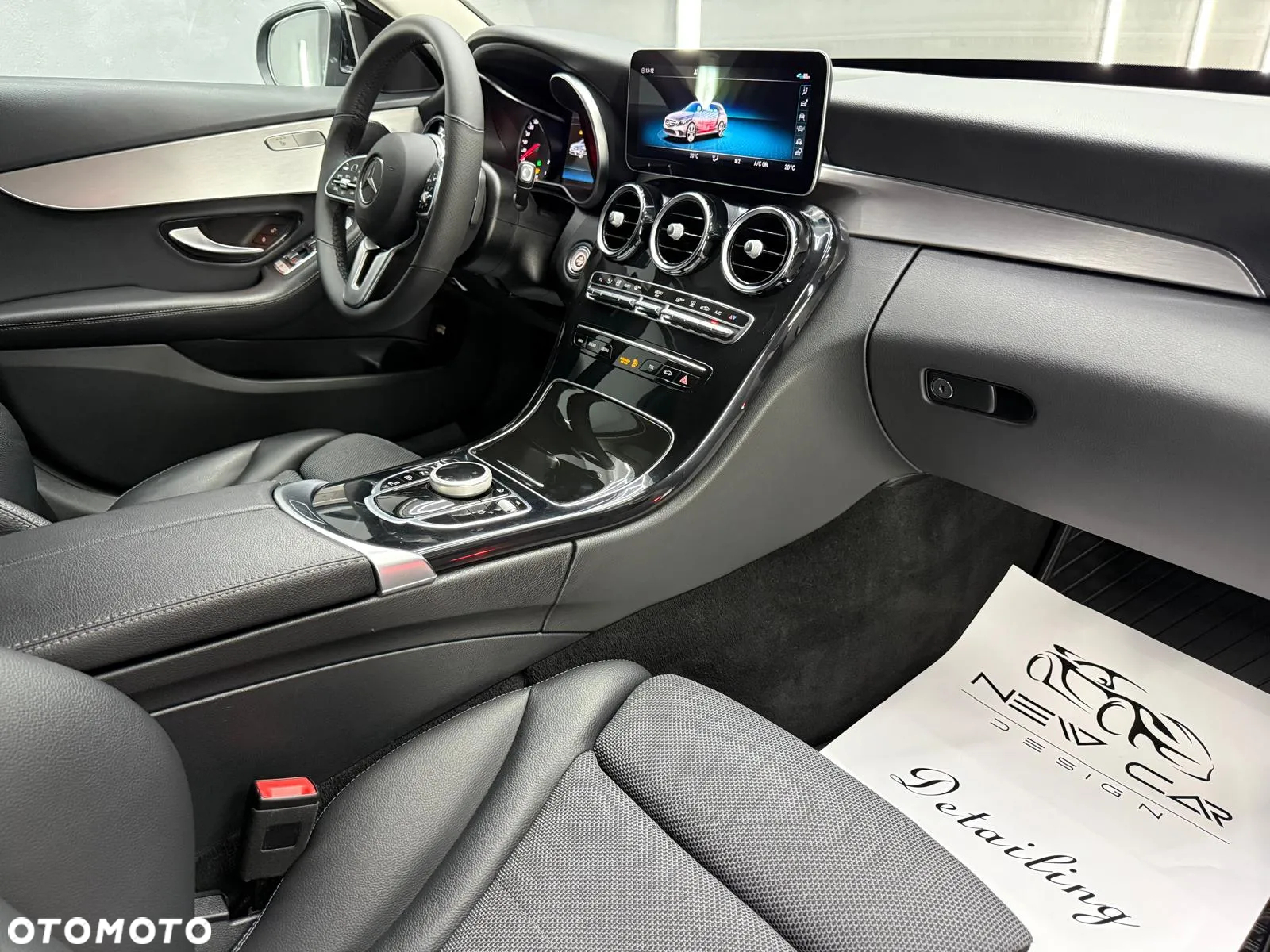 Mercedes-Benz Klasa C 300 de T 9G-TRONIC Avantgarde - 31