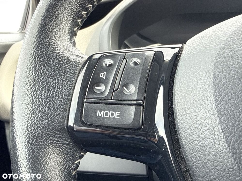 Toyota Yaris Hybrid 100 Premium EU6 - 14