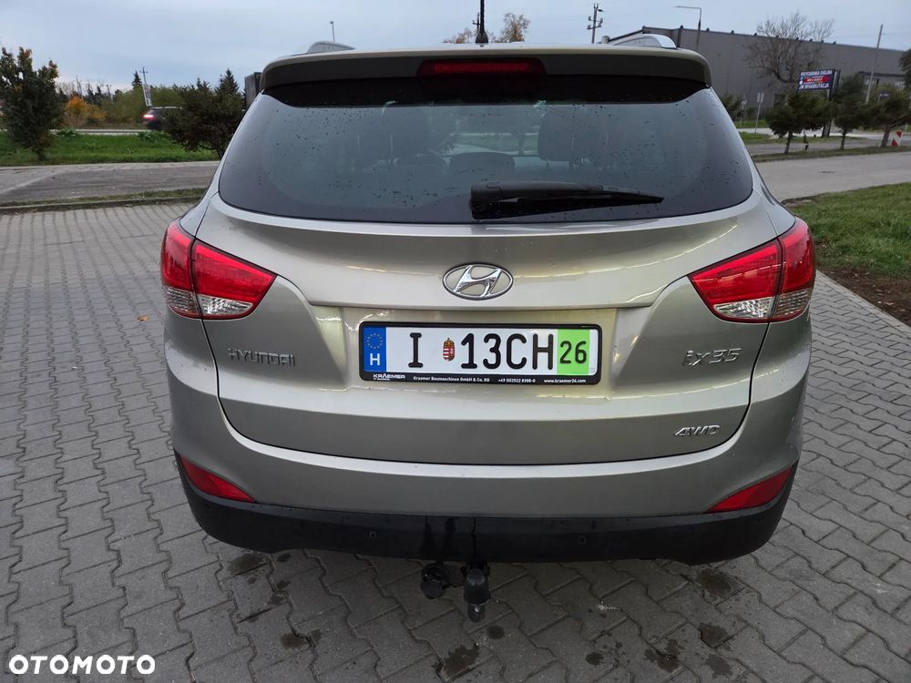 Hyundai ix35 2.0 4WD Premium - 10