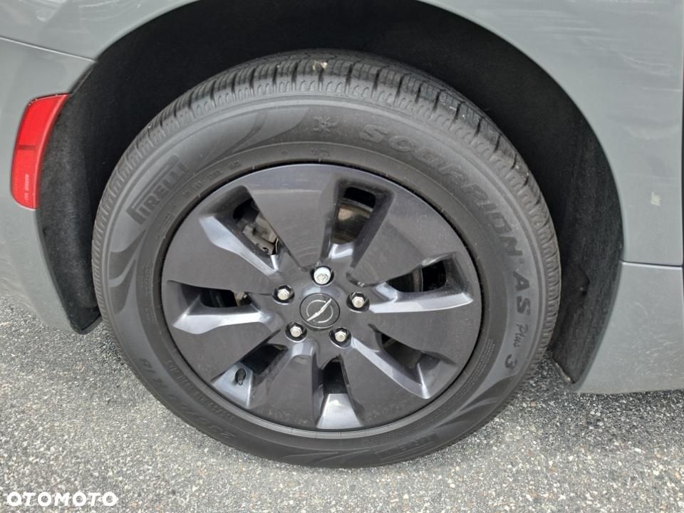 Chrysler Pacifica - 18